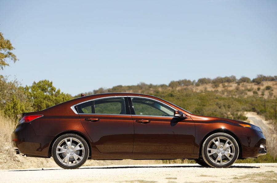  Acura TL SH-AWD 2011 года  (фото 10 из 101)